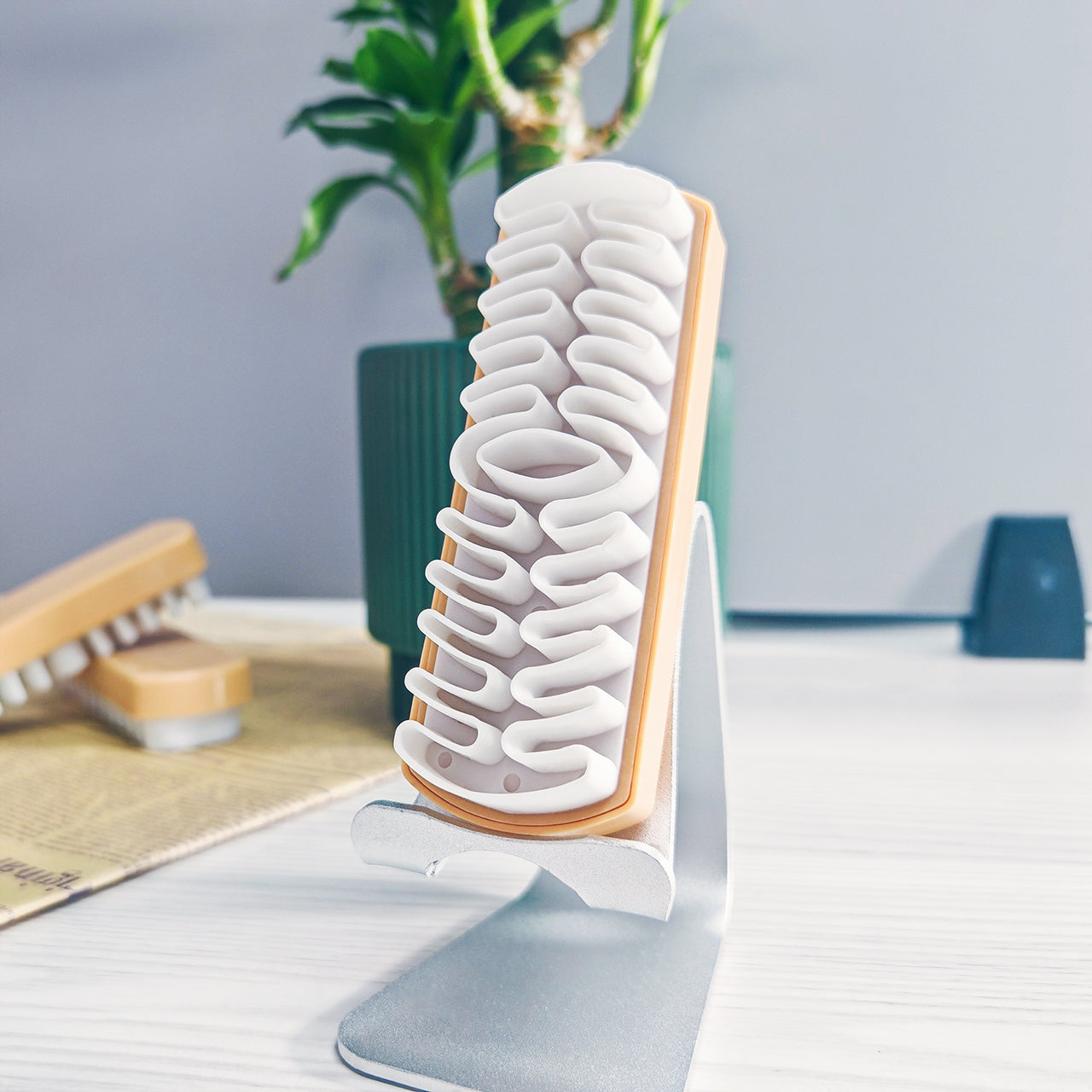 Interior Cleaning Brush – Car Detailing & Upholstery Cleaner for Car Seats, Auto Interiors, and Suede Shoes – Beech Wood Crepe Brush for Suede Cleaning and Shoe Care