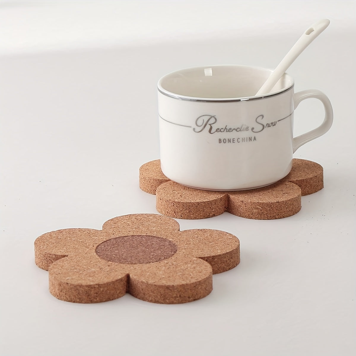 10 pcs Cork Coasters, Floral Shape Heat Insulation Mat, Simple Solid Color Washable Non-slip Anti-scalding Placemat, Kitchen Supplies, Car Coaster, Room Decor